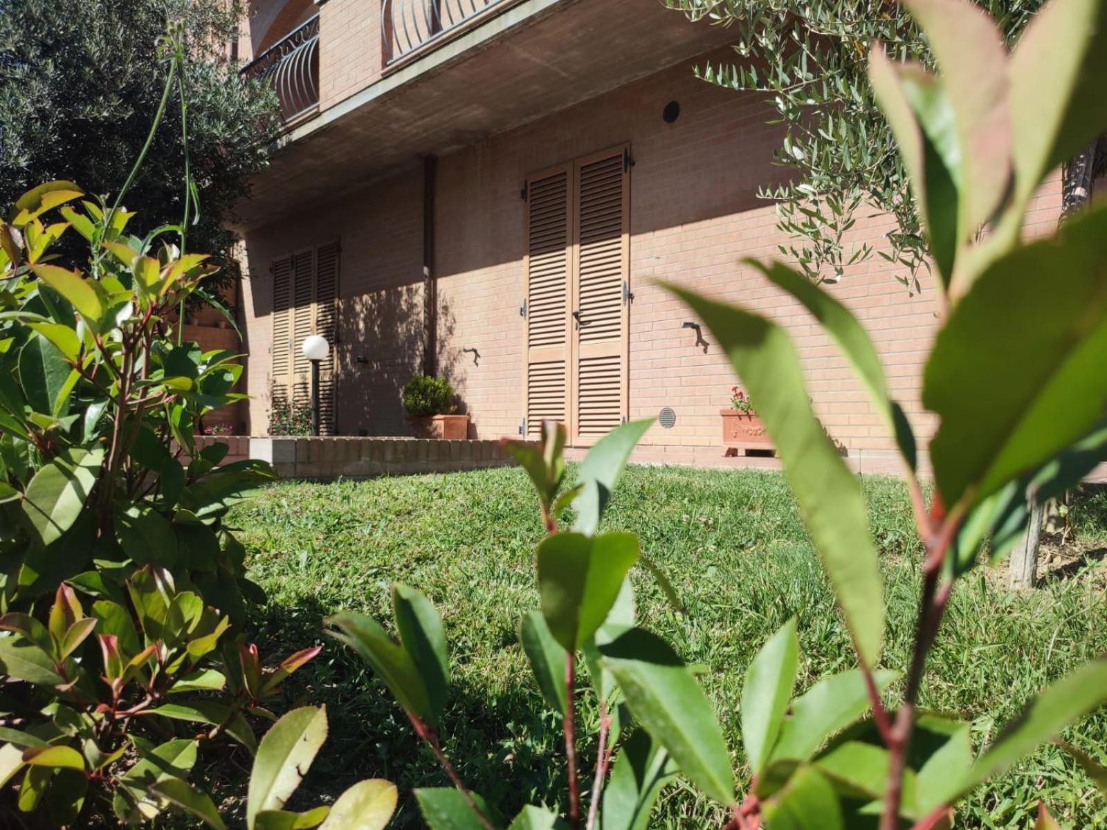 Un Passo Alla Volta Torrenieri Exteriér fotografie
